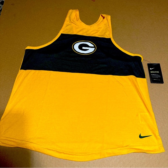 NFL Tops - New NFL Nike Greenbay Packers Women XL Tank Top